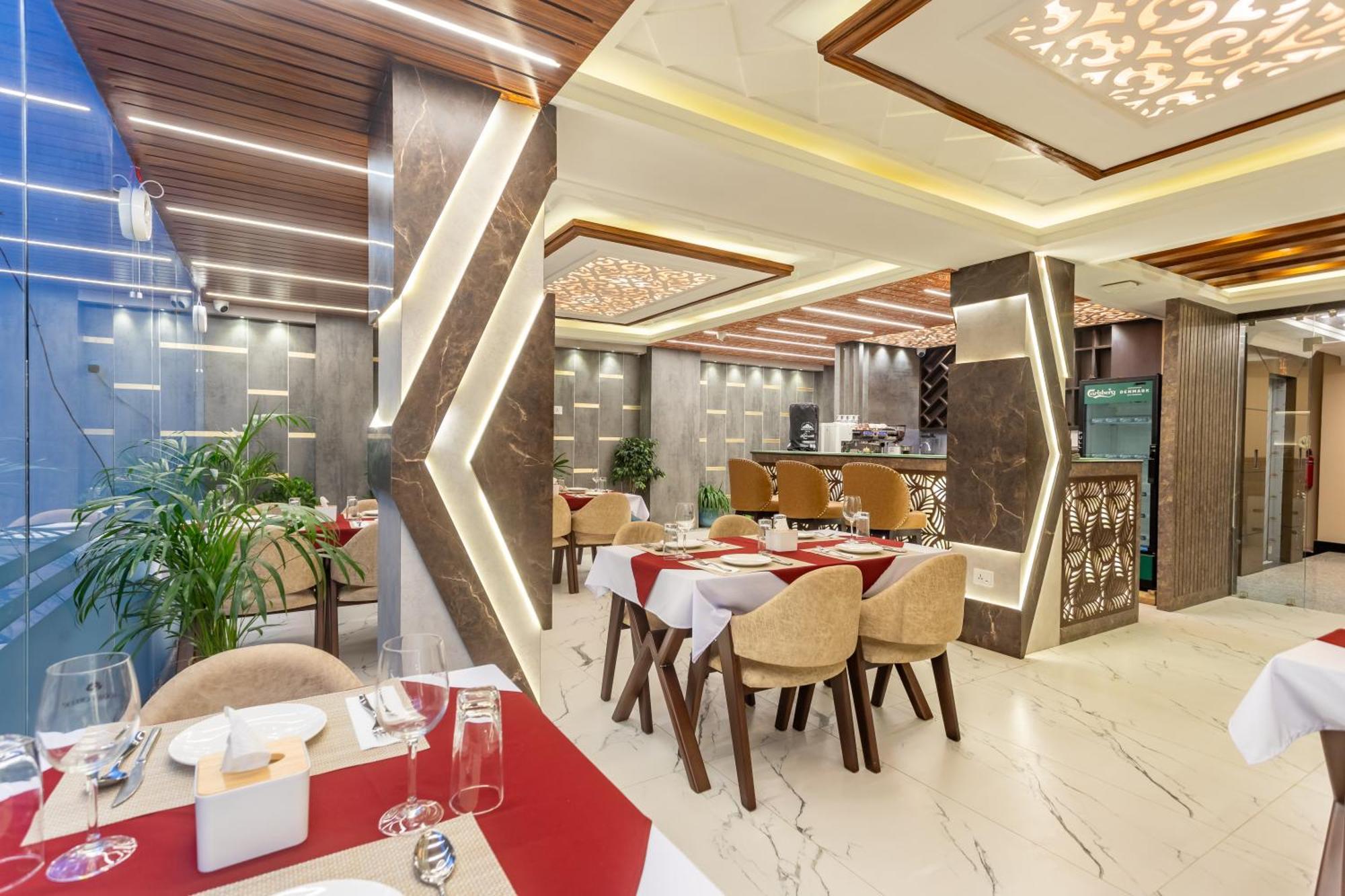Airport Diana Hotel 加德满都 外观 照片