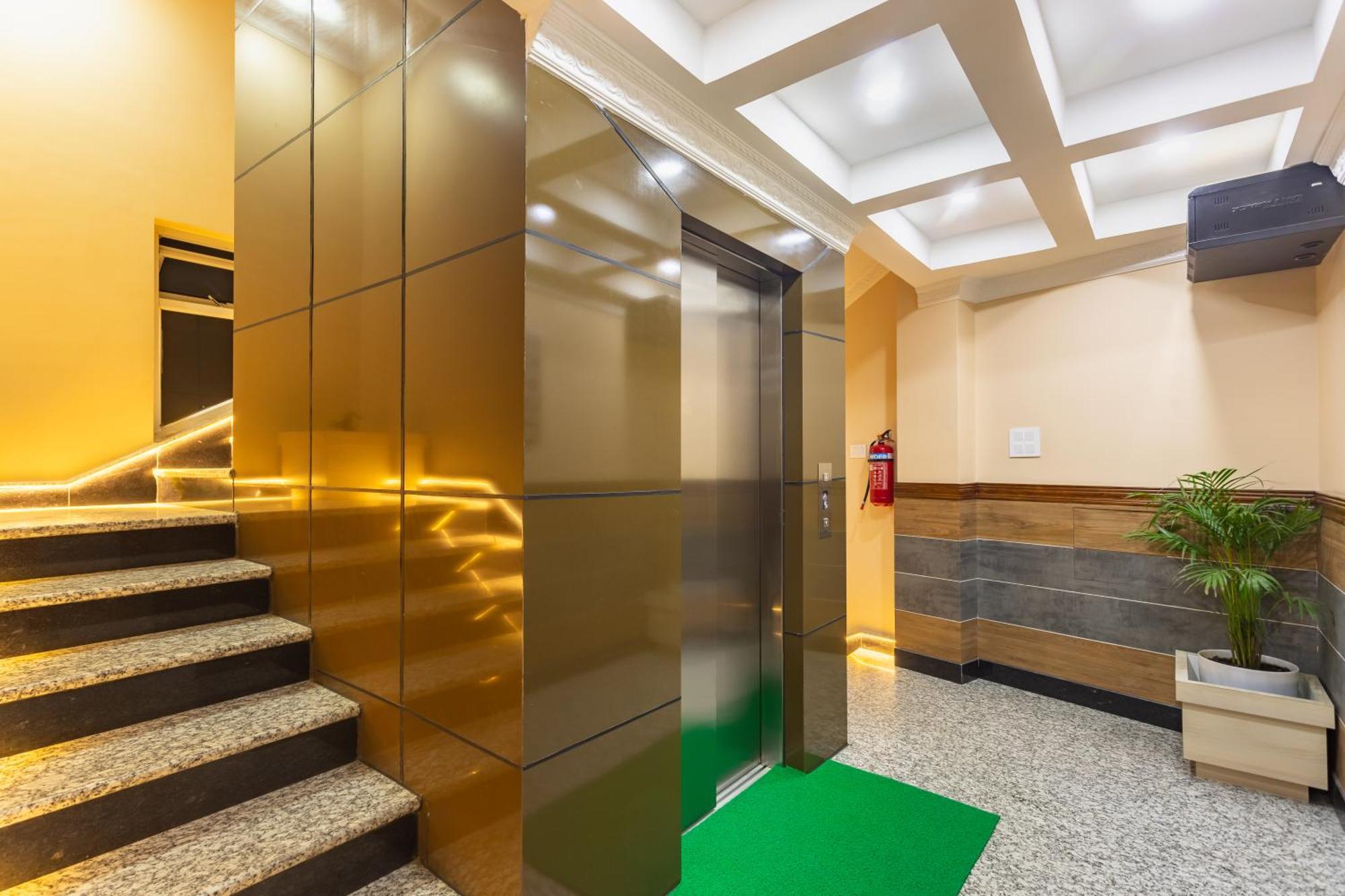 Airport Diana Hotel 加德满都 外观 照片