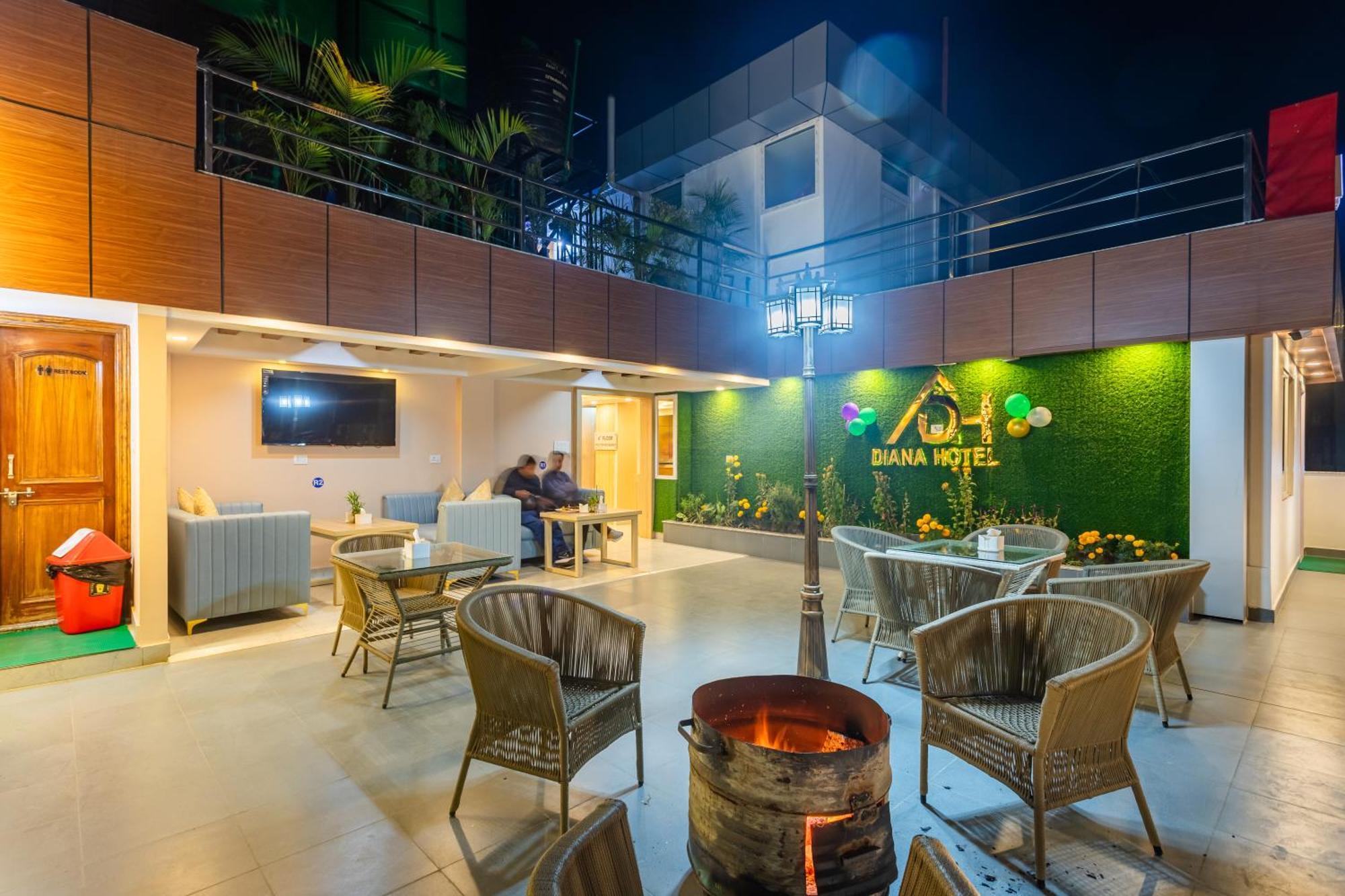 Airport Diana Hotel 加德满都 外观 照片
